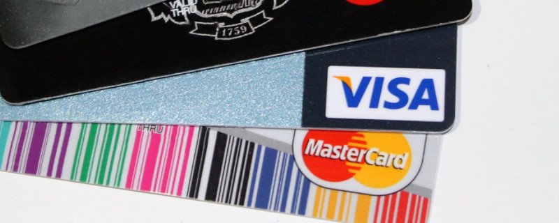 白金信用卡和普通信用卡有什么区别 白金信用卡有哪些好处